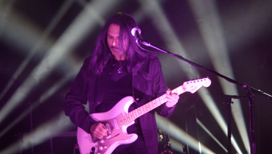 AK of Comfortably Numb Live in Concert in memory of Solveig Zarah Keshavjee