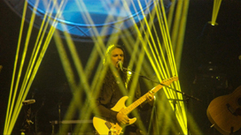 AK of Comfortably Numb Live in Concert in memory of Solveig Zarah Keshavjee